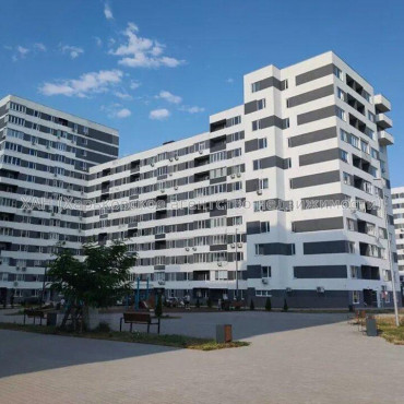 Продам квартиру, Героев Харькова просп. , 2 кім., 60.95 м², без ремонта 