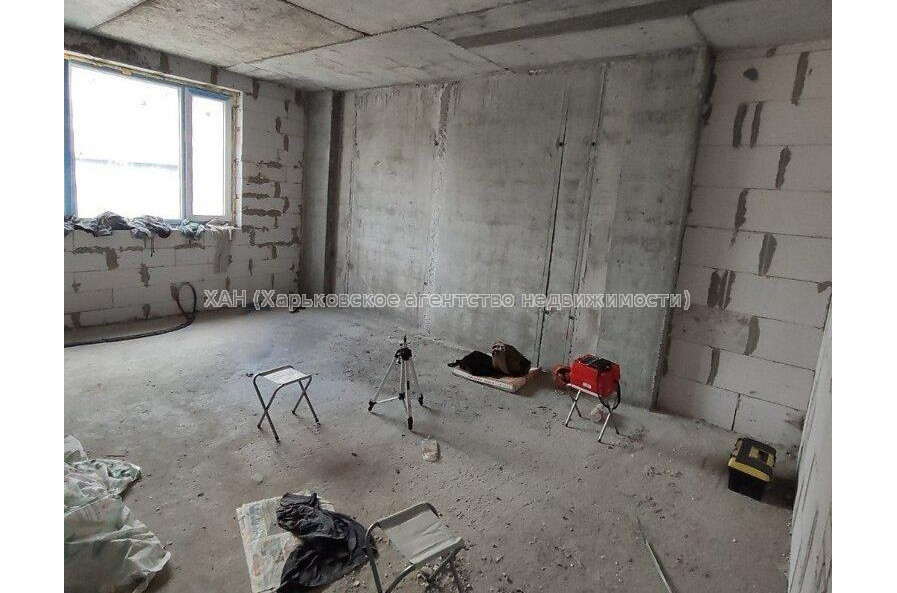 Продам квартиру, Героев Харькова просп. , 2 кім., 60.95 м², без ремонта 