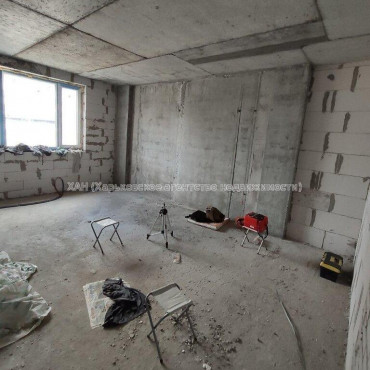 Продам квартиру, Героев Харькова просп. , 2 кім., 60.95 м², без ремонта 