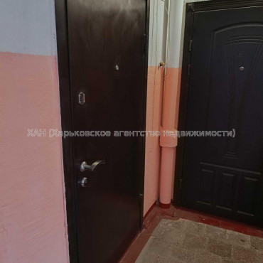 Продам квартиру, Непокоренных ул. , 2  ком., 46 м², капитальный ремонт 