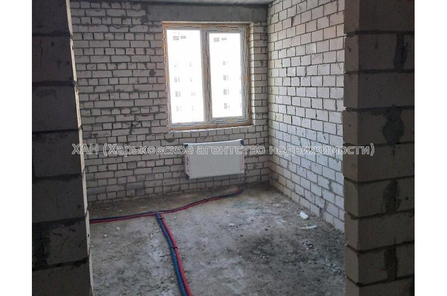 Продам квартиру, Мира ул. , 2 кім., 58 м², без внутренних работ 