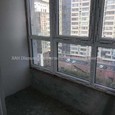 Продам квартиру, Профессорская ул. , 2 кім., 65 м², без внутренних работ 