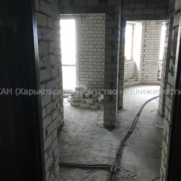 Продам квартиру, Профессорская ул. , 2 кім., 65 м², без внутренних работ 