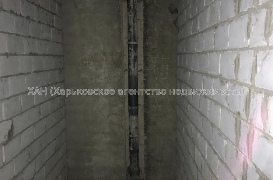 Продам квартиру, Профессорская ул. , 2  ком., 65 м², без внутренних работ 