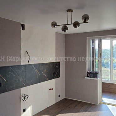 Продам квартиру, Шевченковский пер. , 1 кім., 55 м², капитальный ремонт 