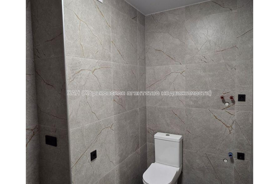 Продам квартиру, Шевченковский пер. , 1 кім., 55 м², капитальный ремонт 
