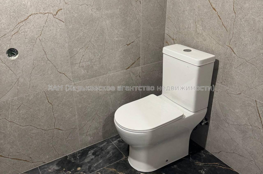 Продам квартиру, Шевченковский пер. , 1  ком., 55 м², без внутренних работ 
