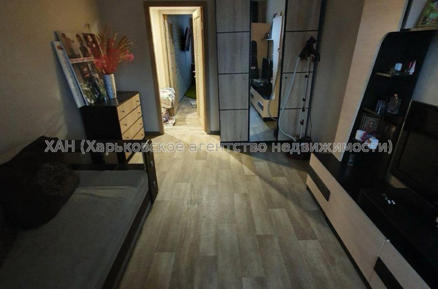 Продам квартиру, Каденюка ул. , 2  ком., 48 м², косметический ремонт 