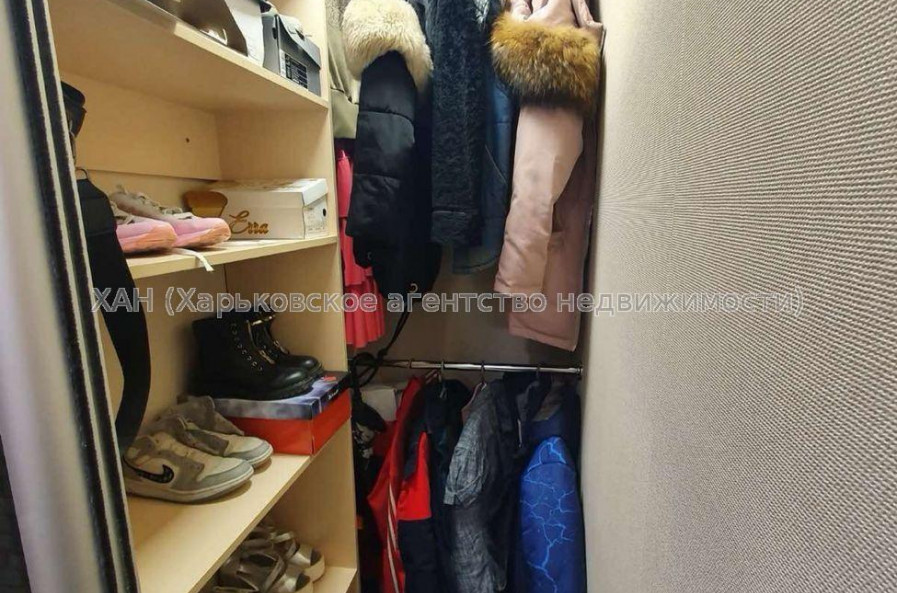 Продам квартиру, Каденюка ул. , 2  ком., 48 м², косметический ремонт 