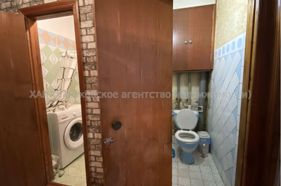 Продам квартиру, Аэрокосмический пр. , 1 кім., 40 м², косметический ремонт 