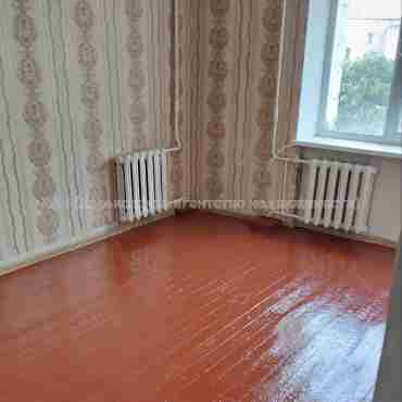 Продам квартиру, Золочевская ул. , 1  ком., 26 м², косметический ремонт 