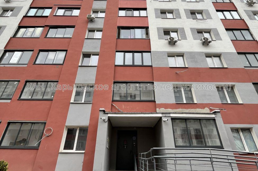 Продам квартиру, Шевченко ул. , 2  ком., 80 м², без внутренних работ 