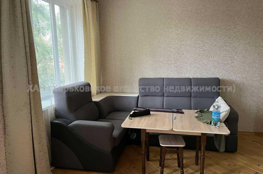 Продам квартиру, Мироносицкая ул. , 2 кім., 53 м², капитальный ремонт 