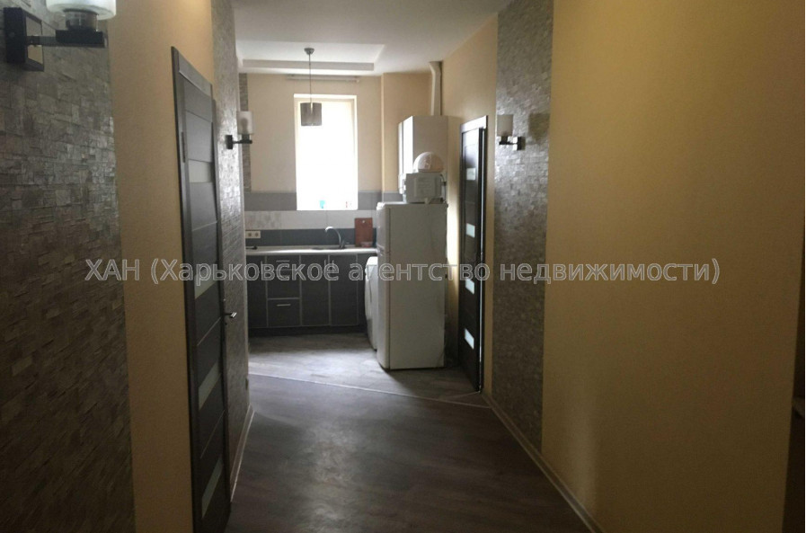 Продам квартиру, Мироносицкая ул. , 2 кім., 53 м², капитальный ремонт 