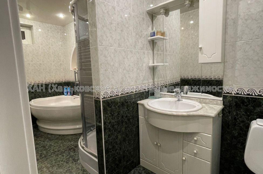 Продам квартиру, Героев Харькова просп. , 3  ком., 81.10 м², авторский дизайн 