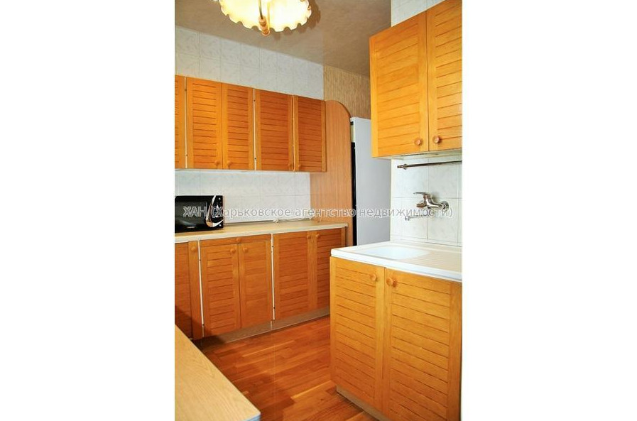 Продам квартиру, Садовый проезд , 2  ком., 52 м², капитальный ремонт 