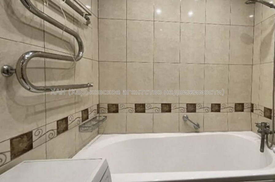 Продам квартиру, Садовый проезд , 2 кім., 52 м², капитальный ремонт 