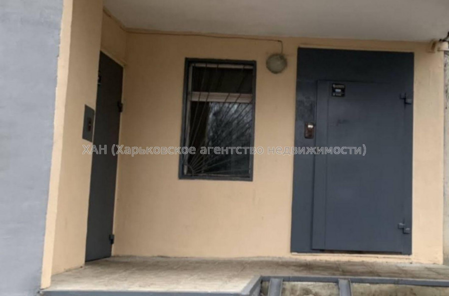 Продам квартиру, Садовый проезд , 2 кім., 52 м², капитальный ремонт 