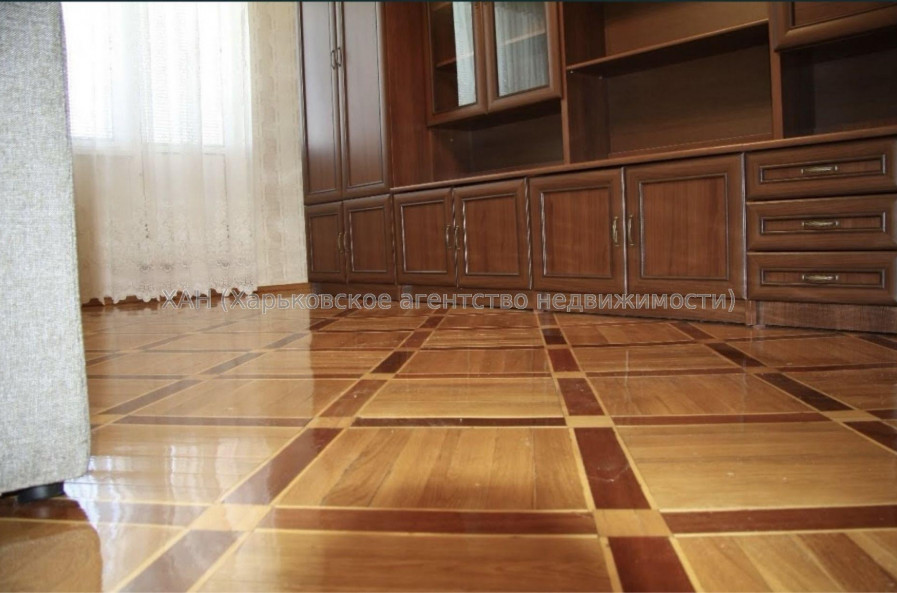 Продам квартиру, Садовый проезд , 2 кім., 52 м², капитальный ремонт 