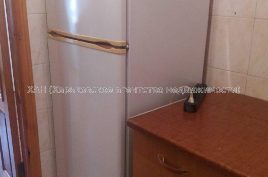 Продам квартиру, Харьковских Дивизий ул. , 1  ком., 22 м², косметический ремонт 