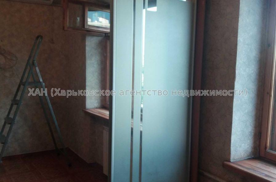 Продам квартиру, Харьковских Дивизий ул. , 1  ком., 22 м², косметический ремонт 