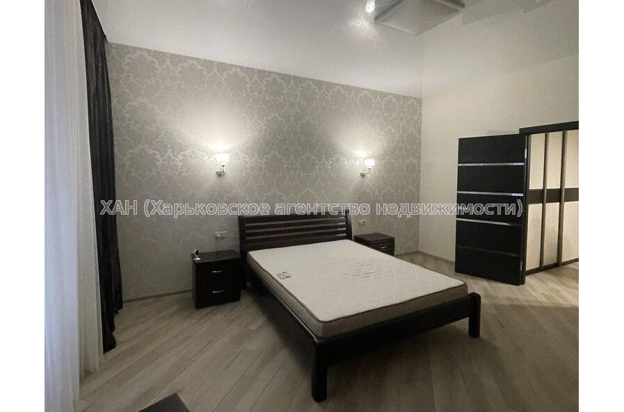 Продам квартиру, Клочковская ул. , 1  ком., 50 м², капитальный ремонт 