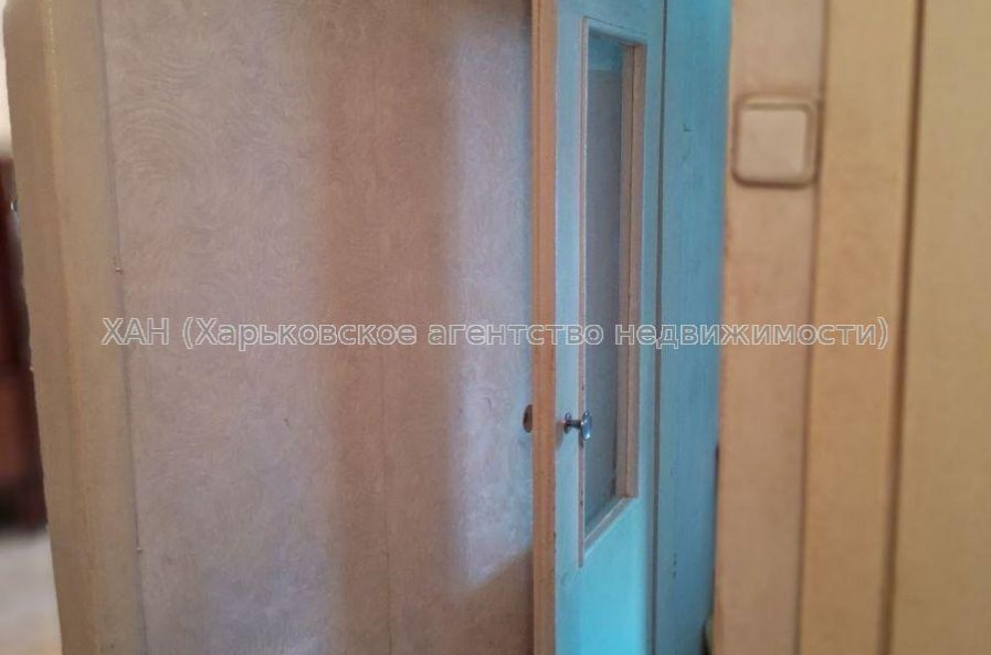 Продам квартиру, Евгения Енина ул. , 2  ком., 41 м², частичный ремонт 