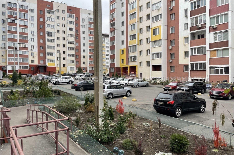 Продам квартиру, Драгоманова ул. , 1 кім., 34.50 м², евроремонт 