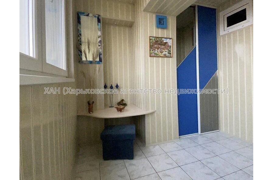 Продам квартиру, Героев Харькова просп. , 3  ком., 81.10 м², капитальный ремонт 