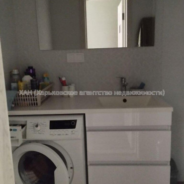 Продам квартиру, Клочковская ул. , 2 кім., 50 м², капитальный ремонт 