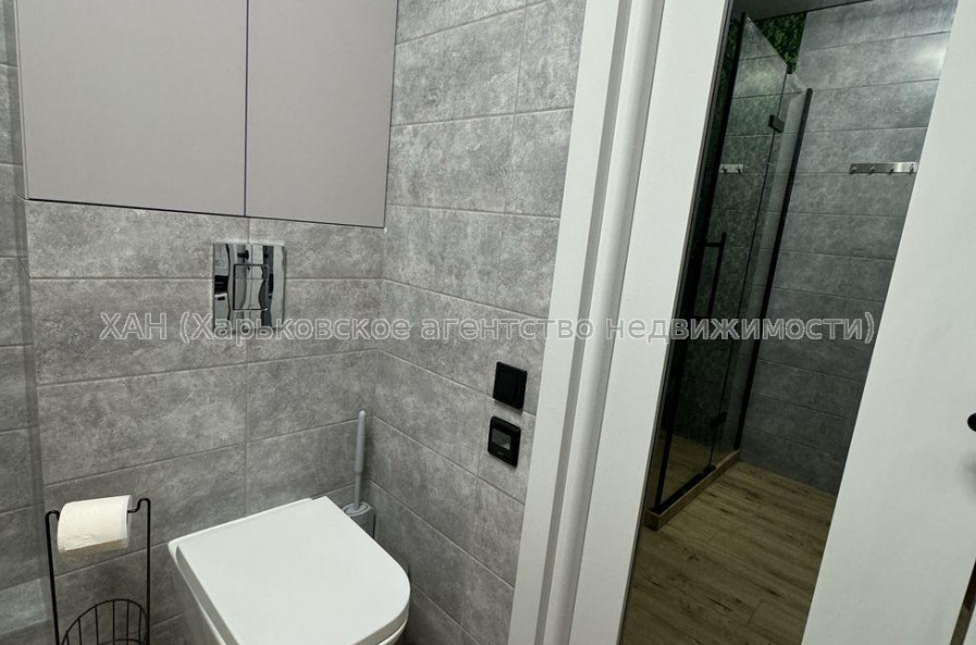 Продам квартиру, 23 Августа ул. , 3  ком., 65 м², евроремонт 