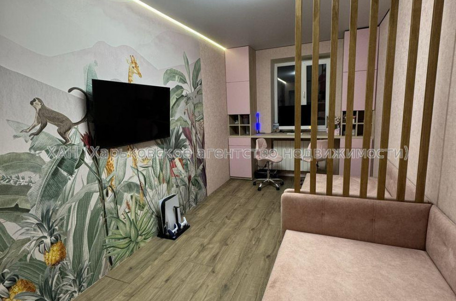 Продам квартиру, 23 Августа ул. , 3  ком., 65 м², евроремонт 