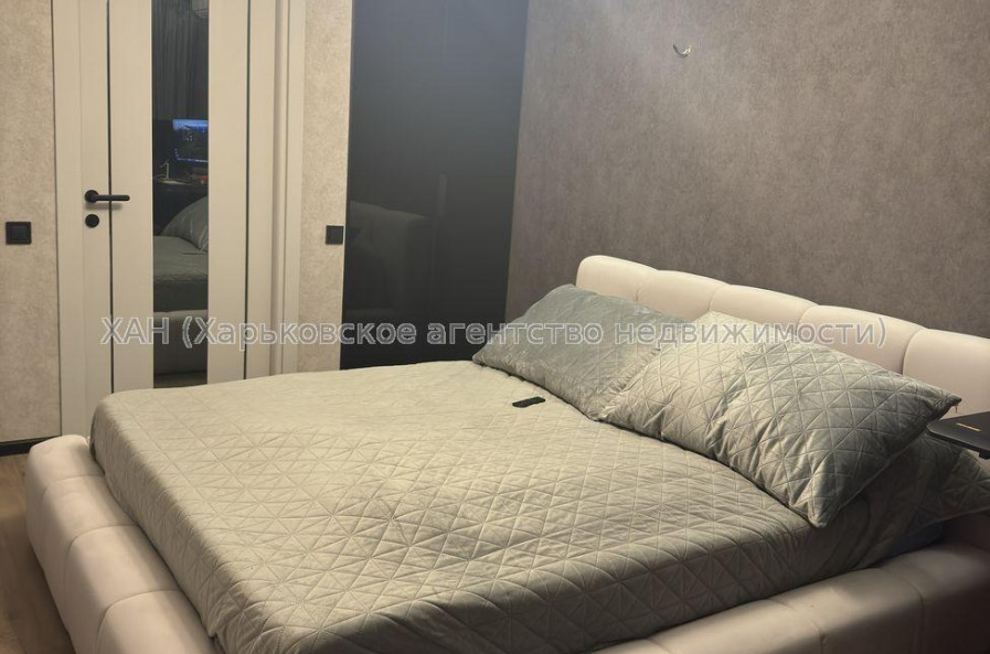 Продам квартиру, 23 Августа ул. , 3  ком., 65 м², евроремонт 