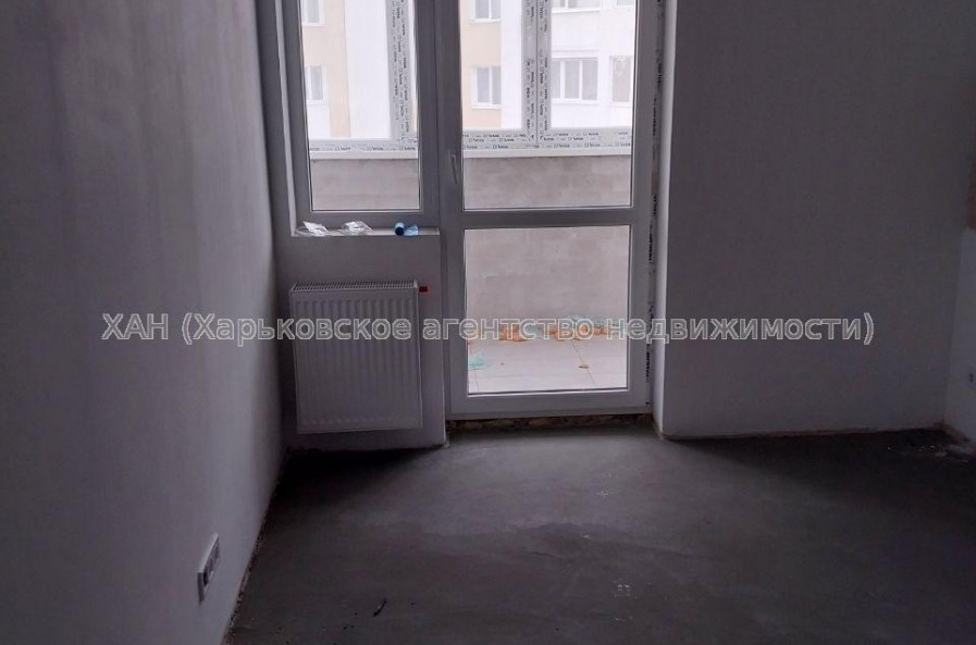 Продам квартиру, Льва Ландау просп. , 1  ком., 41.15 м², частичный ремонт 