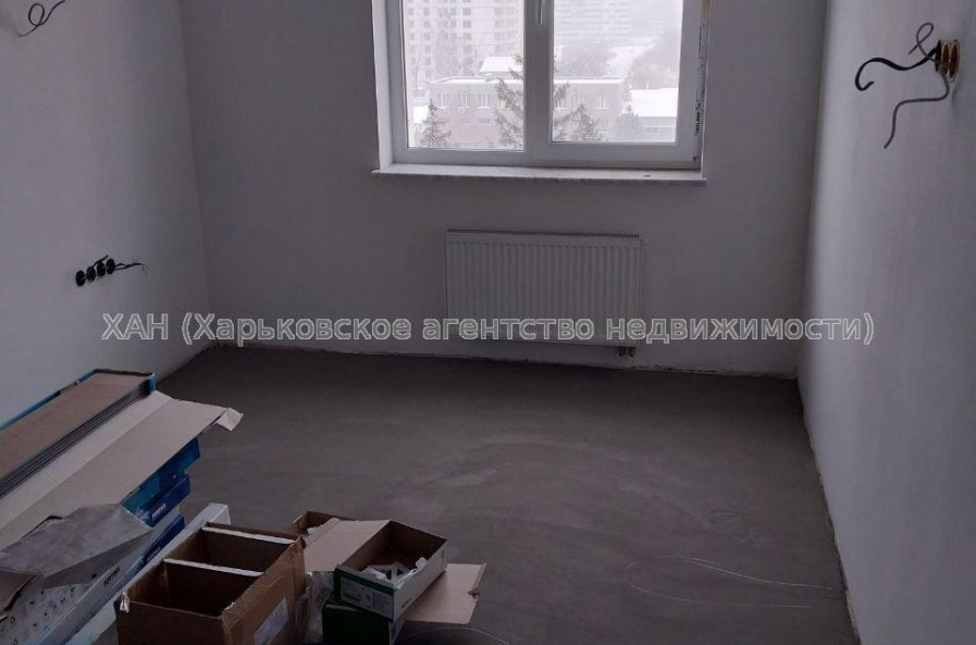 Продам квартиру, Льва Ландау просп. , 1  ком., 41.15 м², частичный ремонт 