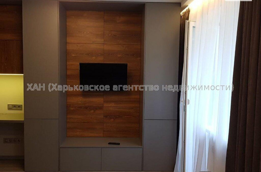 Продам квартиру, Тобольская ул. , 1  ком., 30 м², капитальный ремонт 