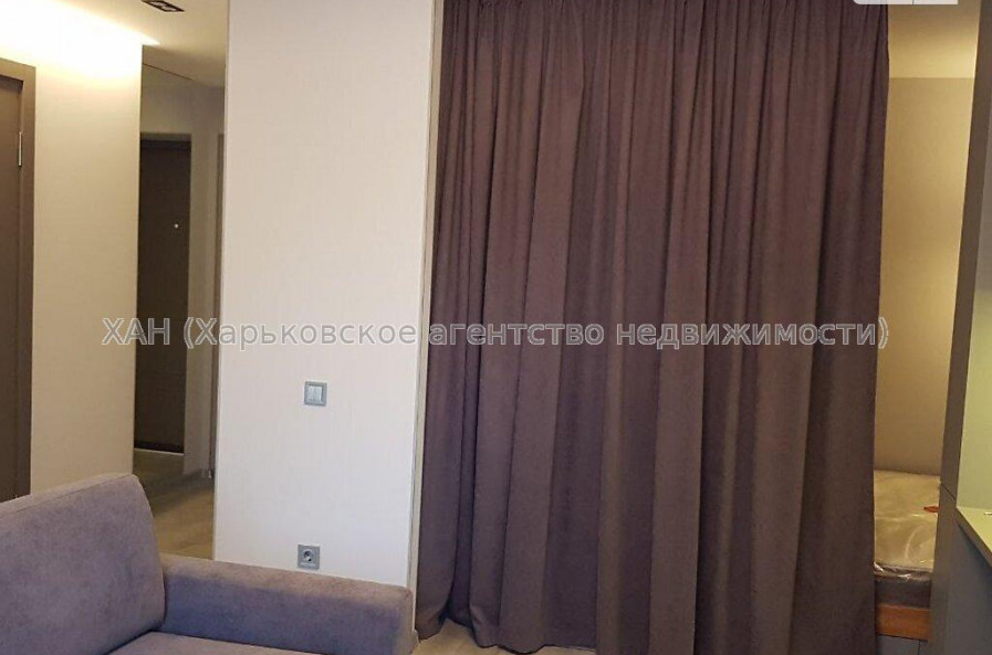 Продам квартиру, Тобольская ул. , 1  ком., 30 м², капитальный ремонт 