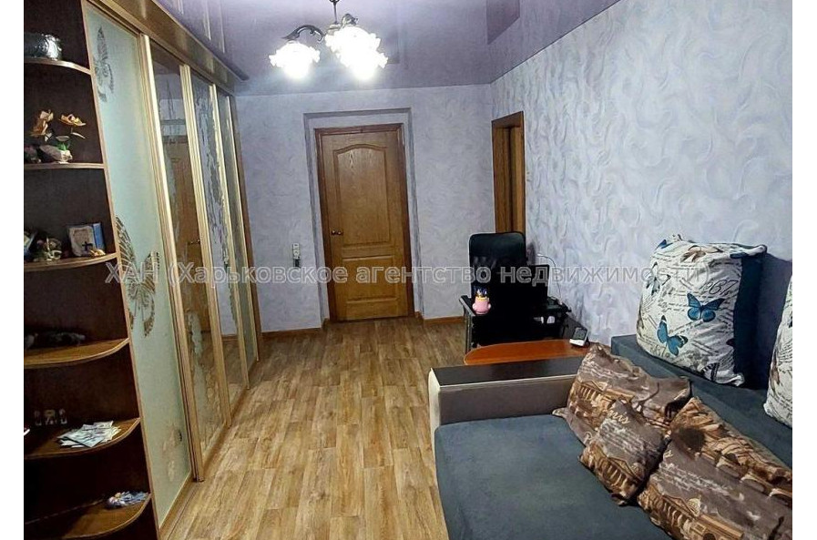 Продам квартиру, Мерефянское шоссе , 2 кім., 42 м², капитальный ремонт 