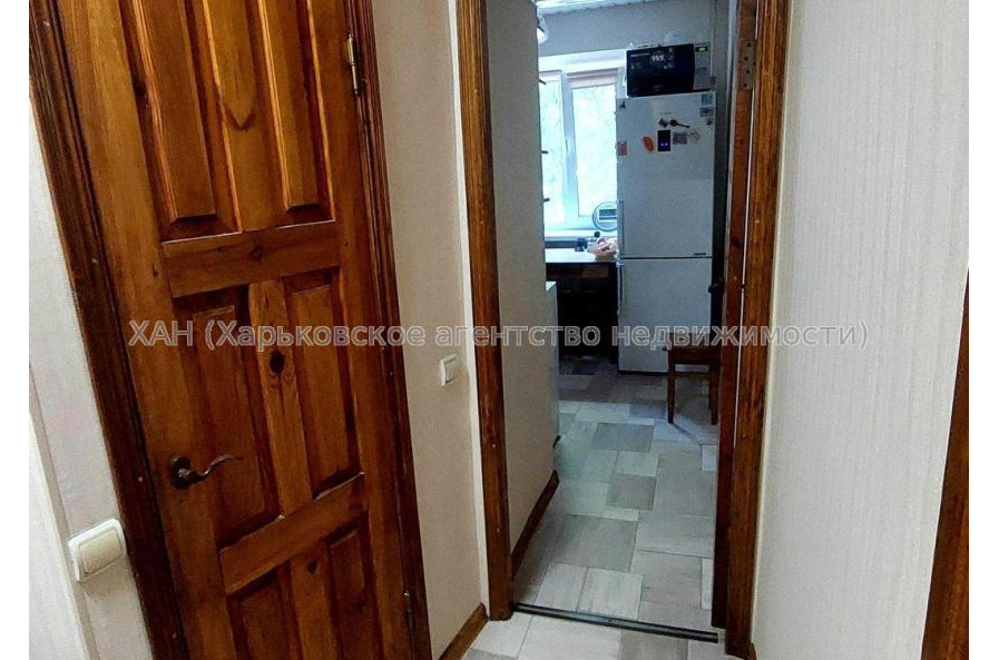 Продам квартиру, Мерефянское шоссе , 2 кім., 42 м², капитальный ремонт 