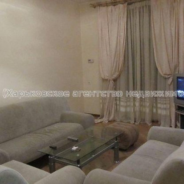 Продам квартиру, Мерефянское шоссе , 2 кім., 42 м², капитальный ремонт 