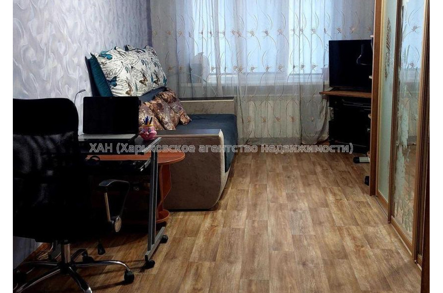 Продам квартиру, Мерефянское шоссе , 2 кім., 42 м², капитальный ремонт 