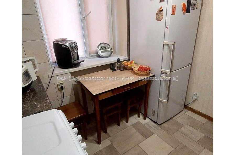 Продам квартиру, Мерефянское шоссе , 2  ком., 42 м², капитальный ремонт 