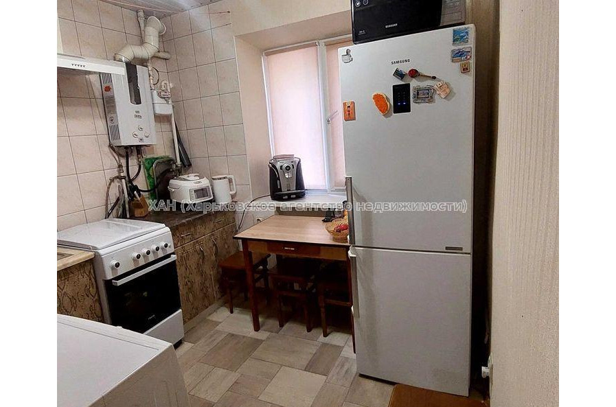 Продам квартиру, Мерефянское шоссе , 2  ком., 42 м², капитальный ремонт 