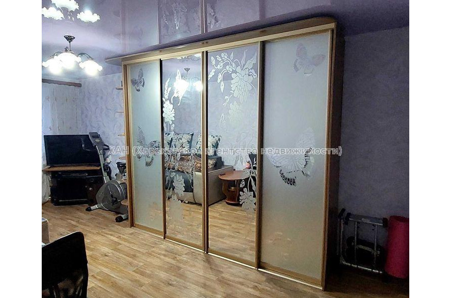 Продам квартиру, Мерефянское шоссе , 2  ком., 42 м², капитальный ремонт 