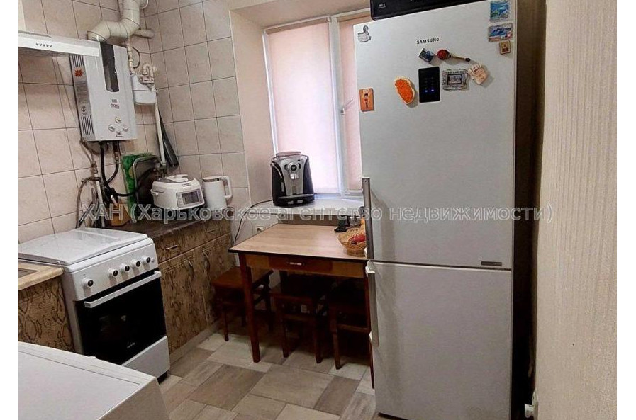 Продам квартиру, Мерефянское шоссе , 2 кім., 42 м², капитальный ремонт 