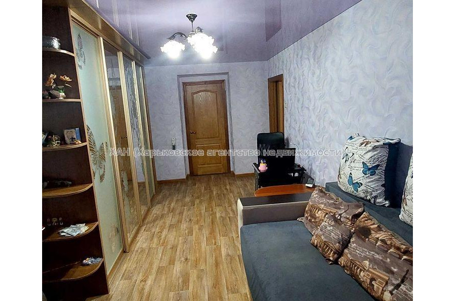 Продам квартиру, Мерефянское шоссе , 2  ком., 42 м², капитальный ремонт 
