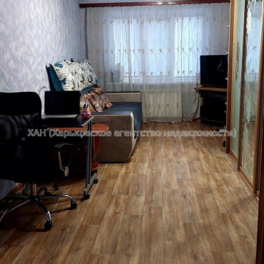 Продам квартиру, Мерефянское шоссе , 2 кім., 42 м², капитальный ремонт 