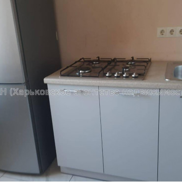 Продам квартиру, Деревянко ул. , 2 кім., 54 м², капитальный ремонт 