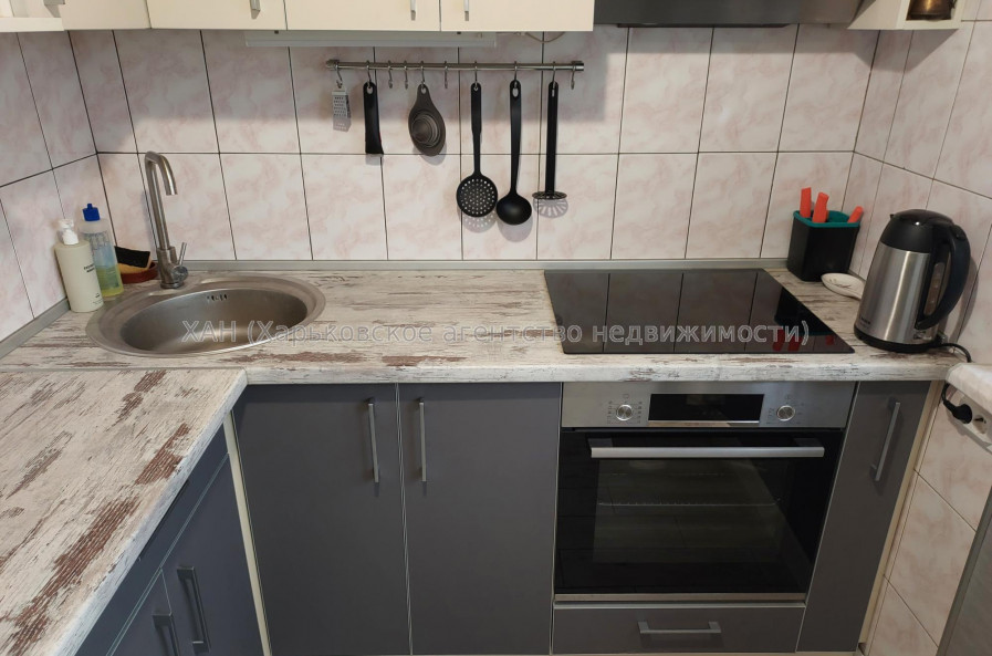Сдам квартиру, Свинаренко Петра ул. , 2  ком., 62 м², косметический ремонт 