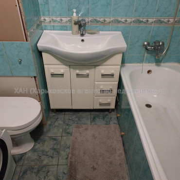 Сдам квартиру, Свинаренко Петра ул. , 2  ком., 62 м², косметический ремонт 